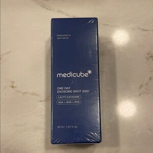 Medicube One Day Exosome Shot 2000 - Blue